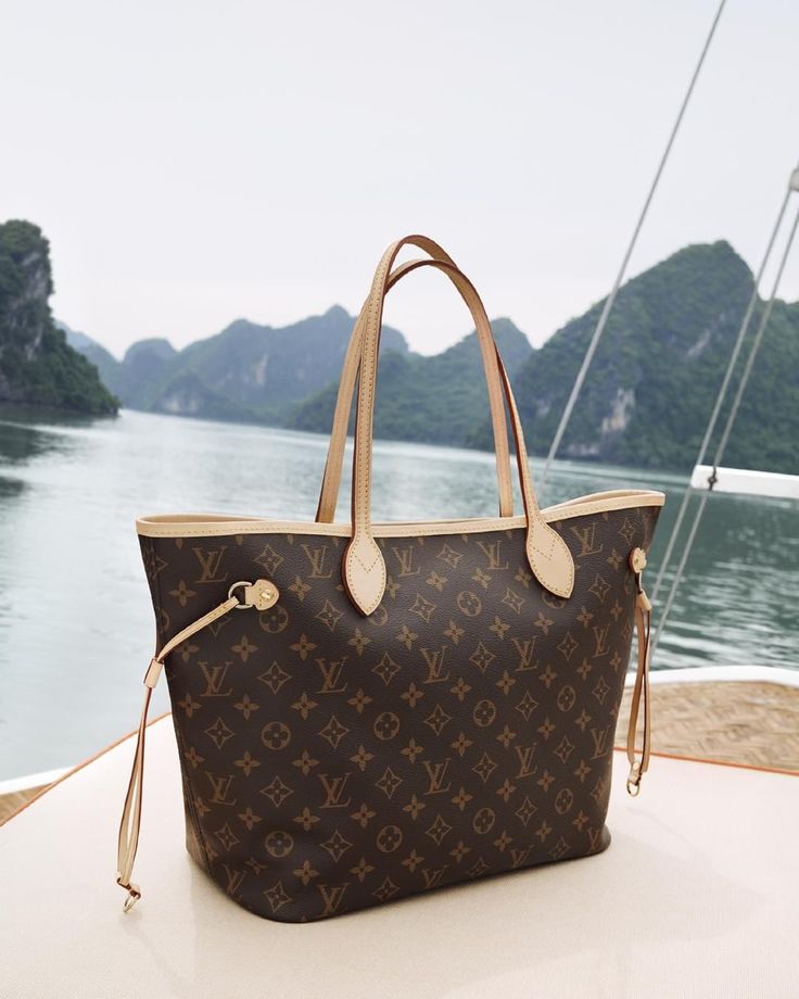 Louis Vuitton  Monogram Neo Neverfull MM Cherry
